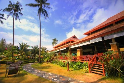 15 фото отеля Koh Chang Paradise Resort 4* 