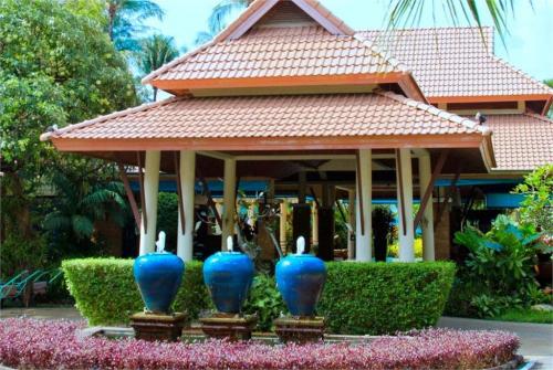 3 фото отеля Koh Chang Paradise Resort 4* 