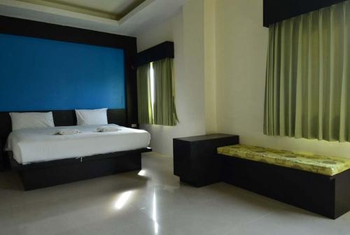 20 фото отеля Lavender Hotel Phuket 3* 