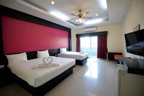 23 фото отеля Lavender Hotel Phuket 3* 