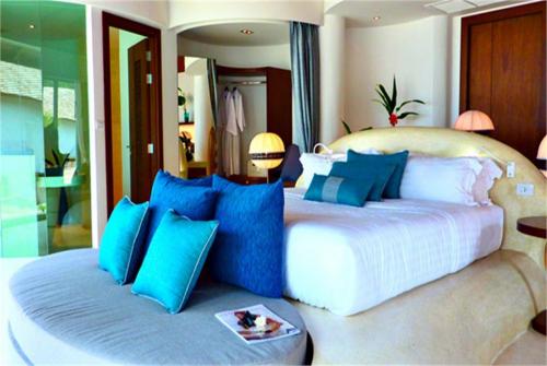 15 фото отеля Mai Khao Lak Beach Resort & Spa 4* 