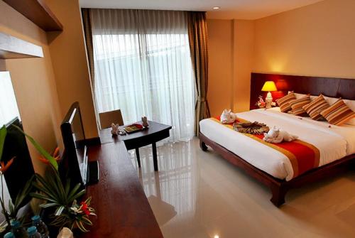 21 фото отеля Malin Patong Hotel 3* 
