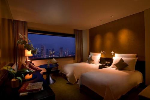 8 фото отеля Millennium Hilton Bangkok 5* 