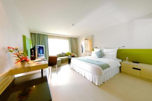 5 фото отеля Millennium Resort Patong 5* 