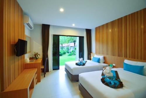 9 фото отеля Nai Yang Beach Resort 4* 