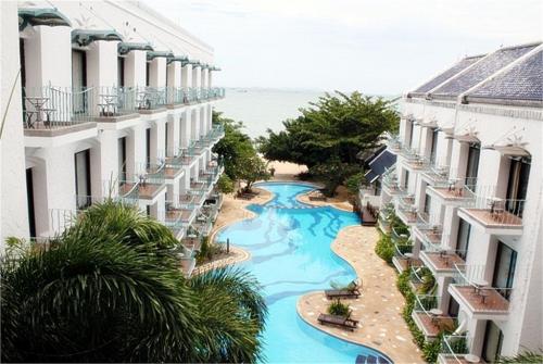 1 фото отеля Naklua Beach Resort 3* 