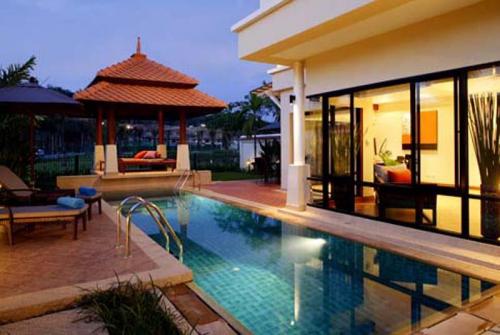 8 фото отеля Outrigger Laguna Phuket Resort And Villas 5* 
