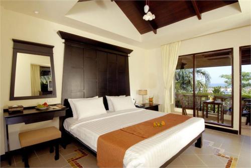 9 фото отеля Patong Cottage Resort 3* 