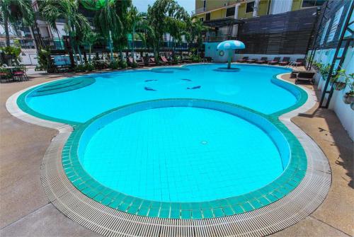 2 фото отеля Pattaya Hiso Hotel 3* 