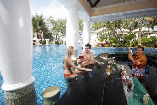 7 фото отеля Phuket Graceland Resort & Spa 5* 