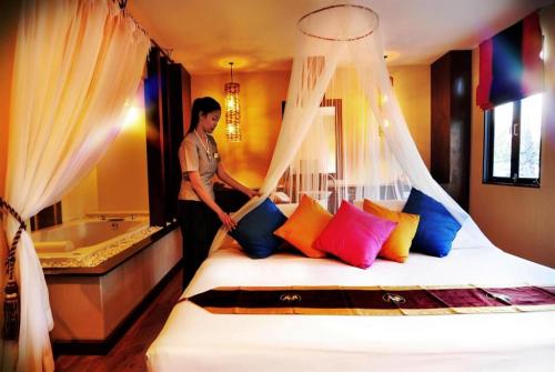 17 фото отеля Phuket Heritage Hotel 3* 
