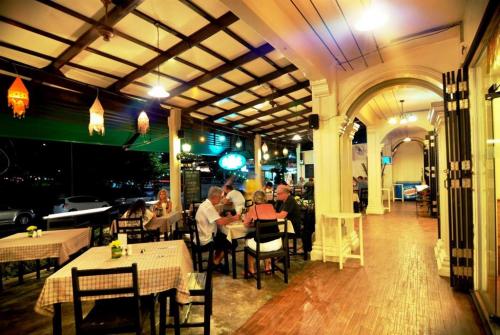 5 фото отеля Phuket Heritage Hotel 3* 