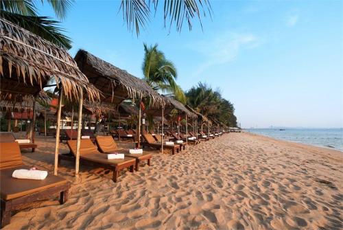 30 фото отеля Pinnacle Jomtien Resort 4* 