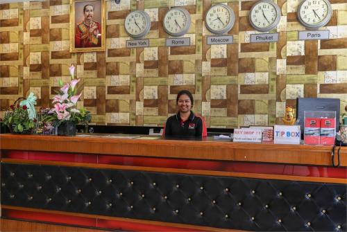 8 фото отеля Pj Patong Resortel 3* 