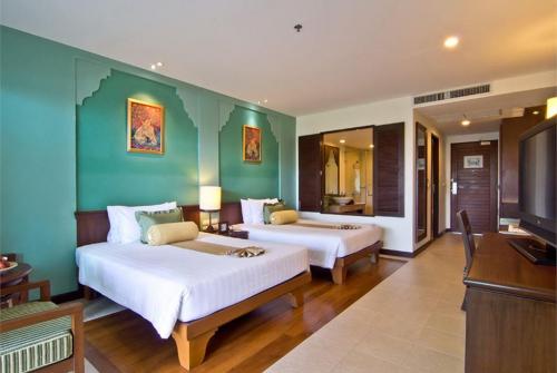 14 фото отеля Ravindra Beach Resort & Spa 5* 