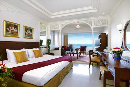 5 фото отеля Royal Cliff Grand Hotel & Spa 5* 