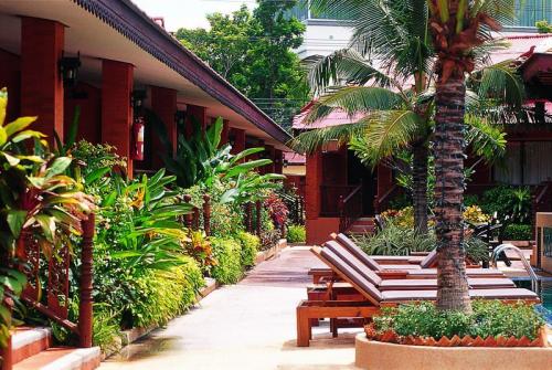 8 фото отеля Sabai Resort 3* 