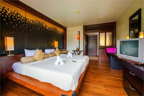 6 фото отеля Seaview Patong Hotel 4* 
