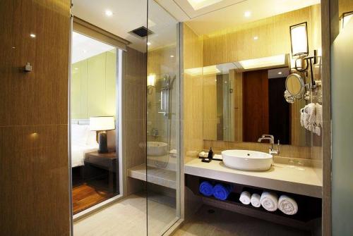 12 фото отеля Sentido Graceland Khao Lak Resort & Spa 5* 