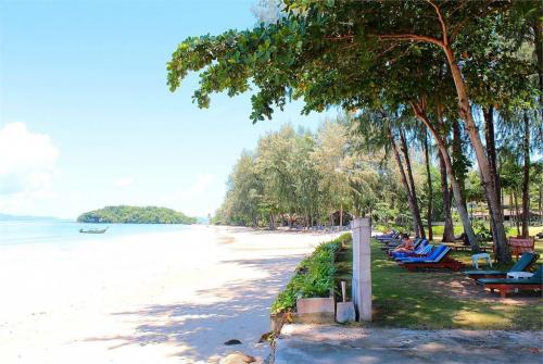 15 фото отеля Sheraton Krabi Beach Resort 5* 