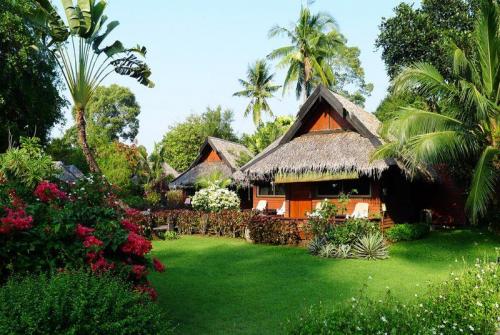 6 фото отеля Sunset Village Resort Pattaya 4* 
