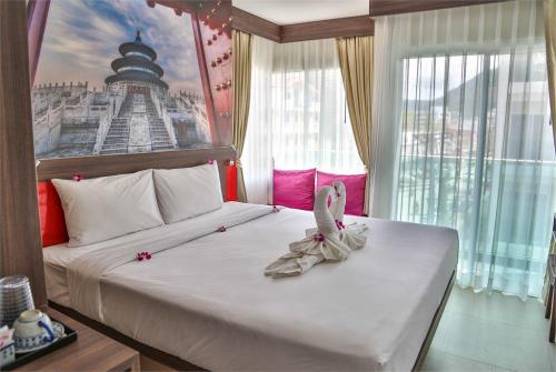 6 фото отеля The Aim Patong Hotel 3* 