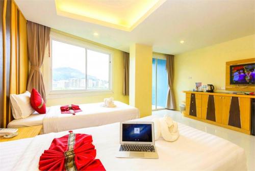 8 фото отеля The Allano Phuket Hotel 3* 