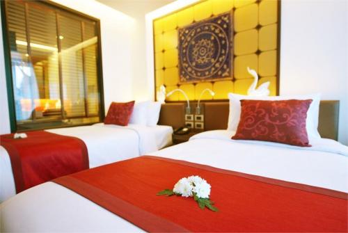 22 фото отеля The Beach Heights Resort 4* 