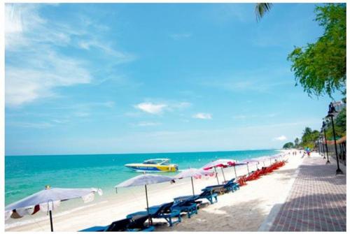 6 фото отеля The Heritage Pattaya Beach 4* 