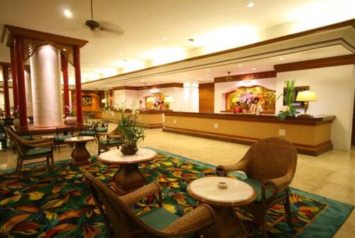4 фото отеля The Imperial Pattaya Hotel 4* 