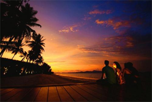 72 фото отеля The Village Coconut Island 5* 