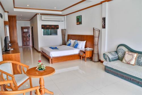 16 фото отеля Tri Trang Beach Resort 4* 