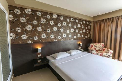 5 фото отеля Welcome Plaza Hotel Pattaya 3* 