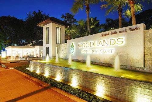 1 фото отеля Woodlands Hotel & Resort 4* 