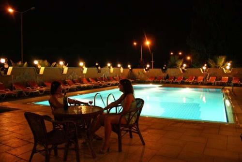 9 фото отеля Acropol Beach 3* 
