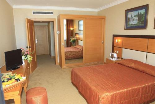 27 фото отеля Adora Resort Hotel 5* 