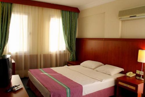 13 фото отеля Aegean Park Hotel 3* 