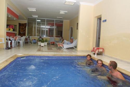 5 фото отеля Ares Hotel Alanya 4* 