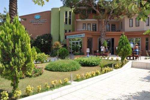 17 фото отеля Belport Beach Hotel 4* 