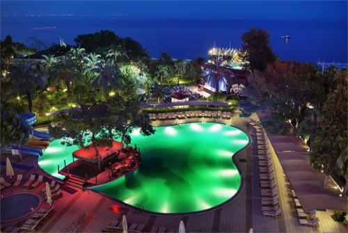 4 фото отеля Catamaran Resort Hotel 5* 