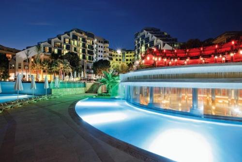 2 фото отеля Cornelia De Luxe Resort 5* 