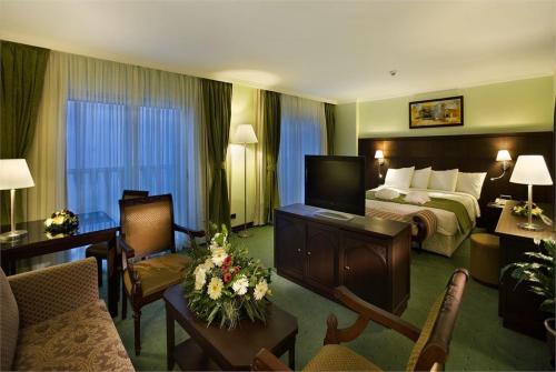 13 фото отеля Crowne Plaza Antalya 5* 