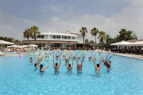 7 фото отеля Euphoria Palm Beach Resort 5* 
