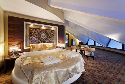 33 фото отеля Granada Luxury Resort Spa 5* 