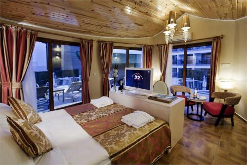 45 фото отеля Granada Luxury Resort Spa 5* 