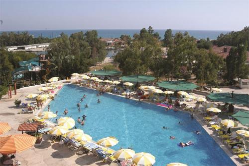 3 фото отеля Grand Prestige Hotel & Spa 5* 