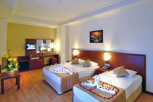 12 фото отеля Hedef Resort & Spa Hotel 5* 