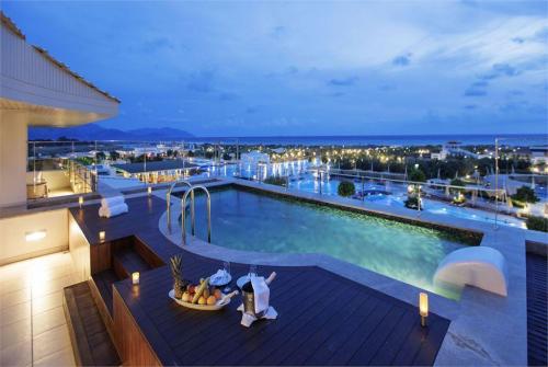 1 фото отеля Hilton Dalaman Sarigerme Resort & Spa 5* 