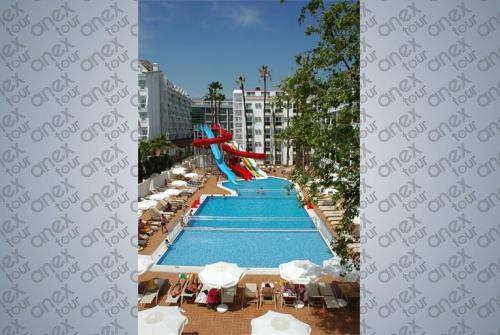 4 фото отеля Ideal Prime Beach Hotel 5* 