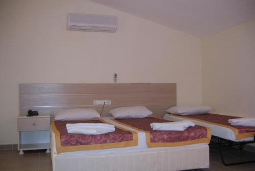 11 фото отеля Konar Hotel 3* 